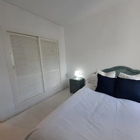 Luminous In Playas Del Duque , Puerto Banus By Holidays & شقة