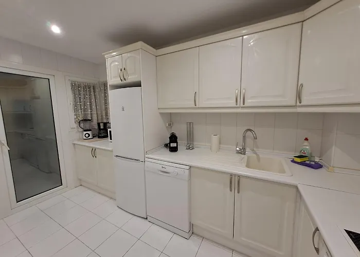 Luminous In Playas Del Duque , Puerto Banus By Holidays & Apartment Marbella