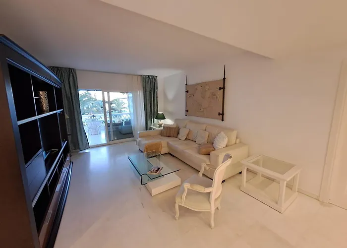 דירה Luminous In Playas Del Duque , Puerto Banus By Holidays &