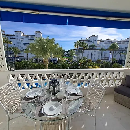 Апартаменты Holidays & Luminous In Playas Del Duque , Puerto Banus Марбелья