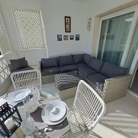 Апартаменты Holidays & Luminous In Playas Del Duque , Puerto Banus Марбелья