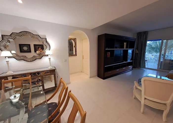 Luminous In Playas Del Duque , Puerto Banus By Holidays & *