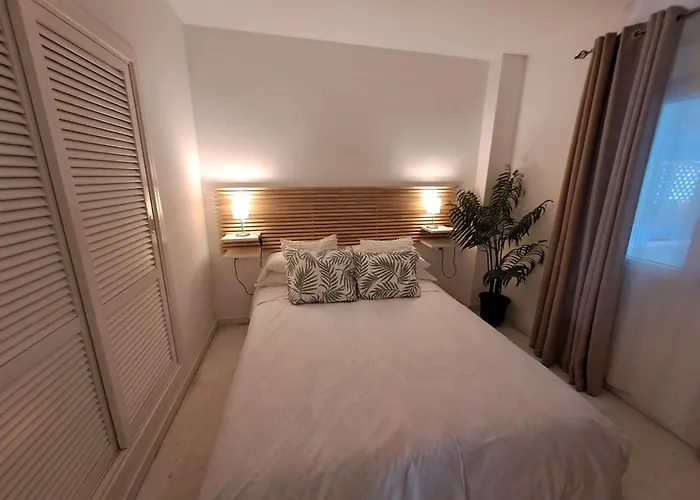 Luminous In Playas Del Duque , Puerto Banus By Holidays & * Marbella